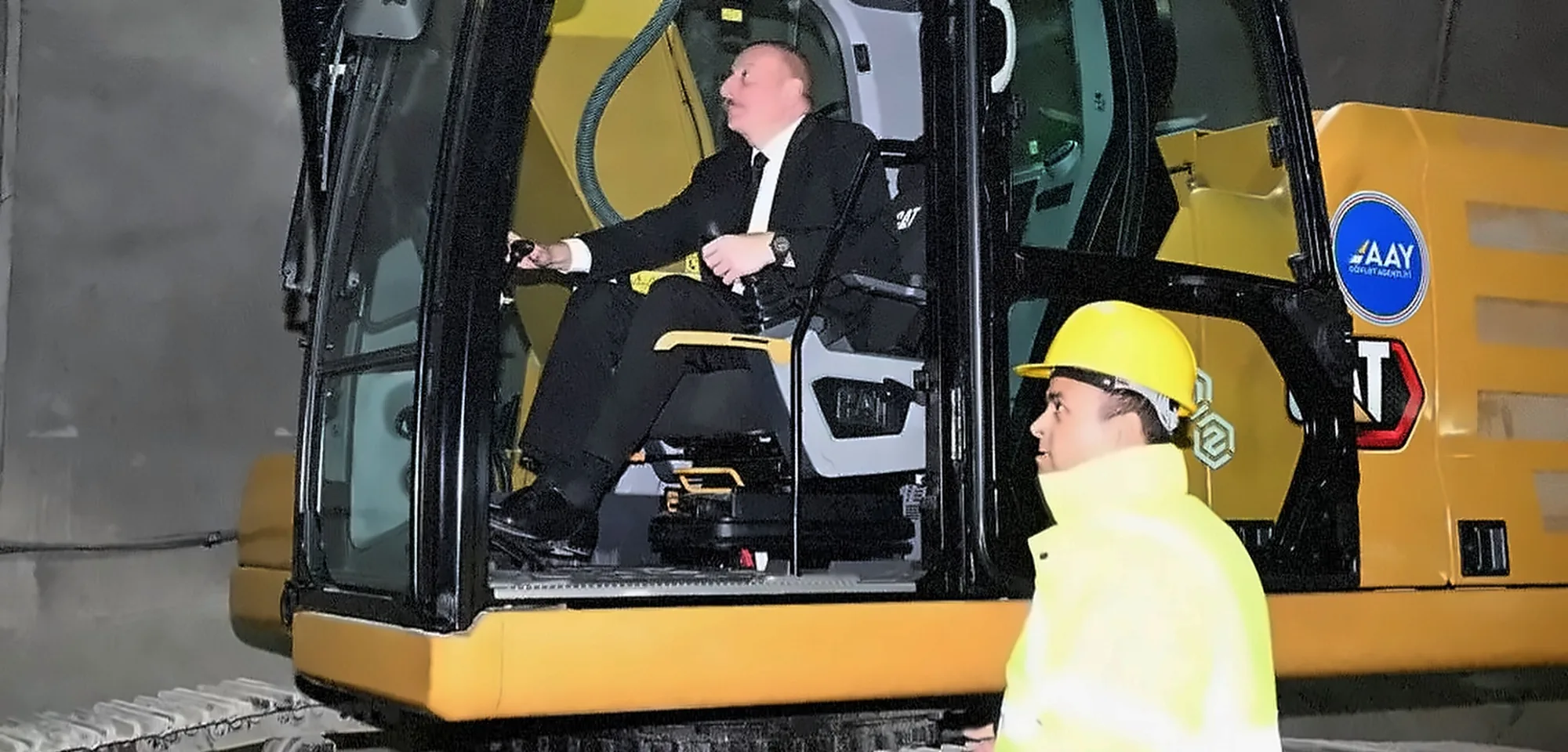 CAT 330 GC